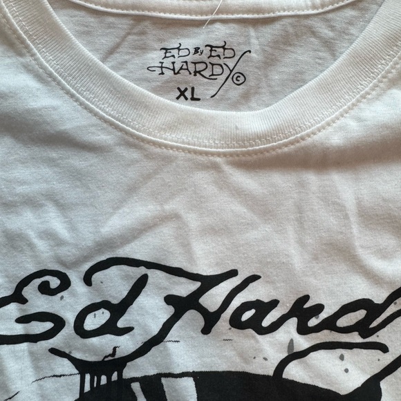 Ed Hardy Designs Men’s XL “Punks Not Dead” Short Sleeve Skull Tshirt. White. NWT - Picture 3 of 5